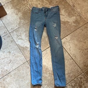 Hollister high rise jeans size 5R/27
